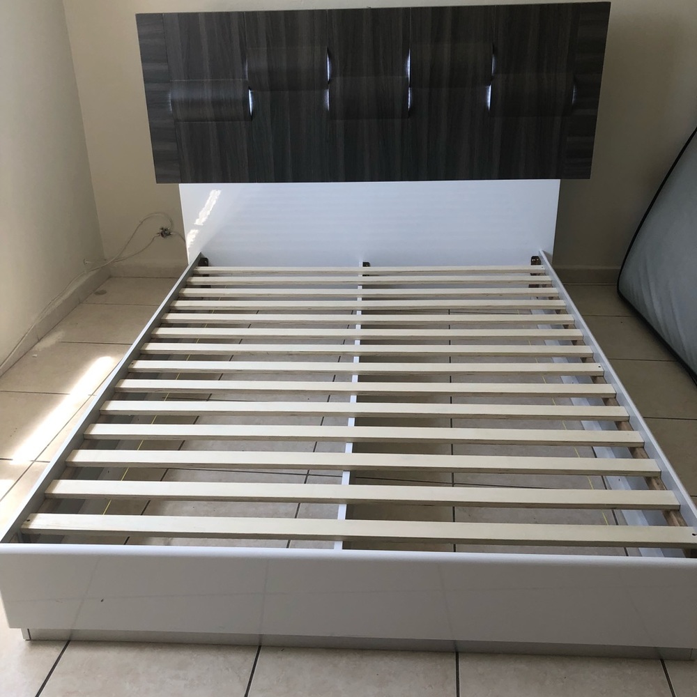 Cama